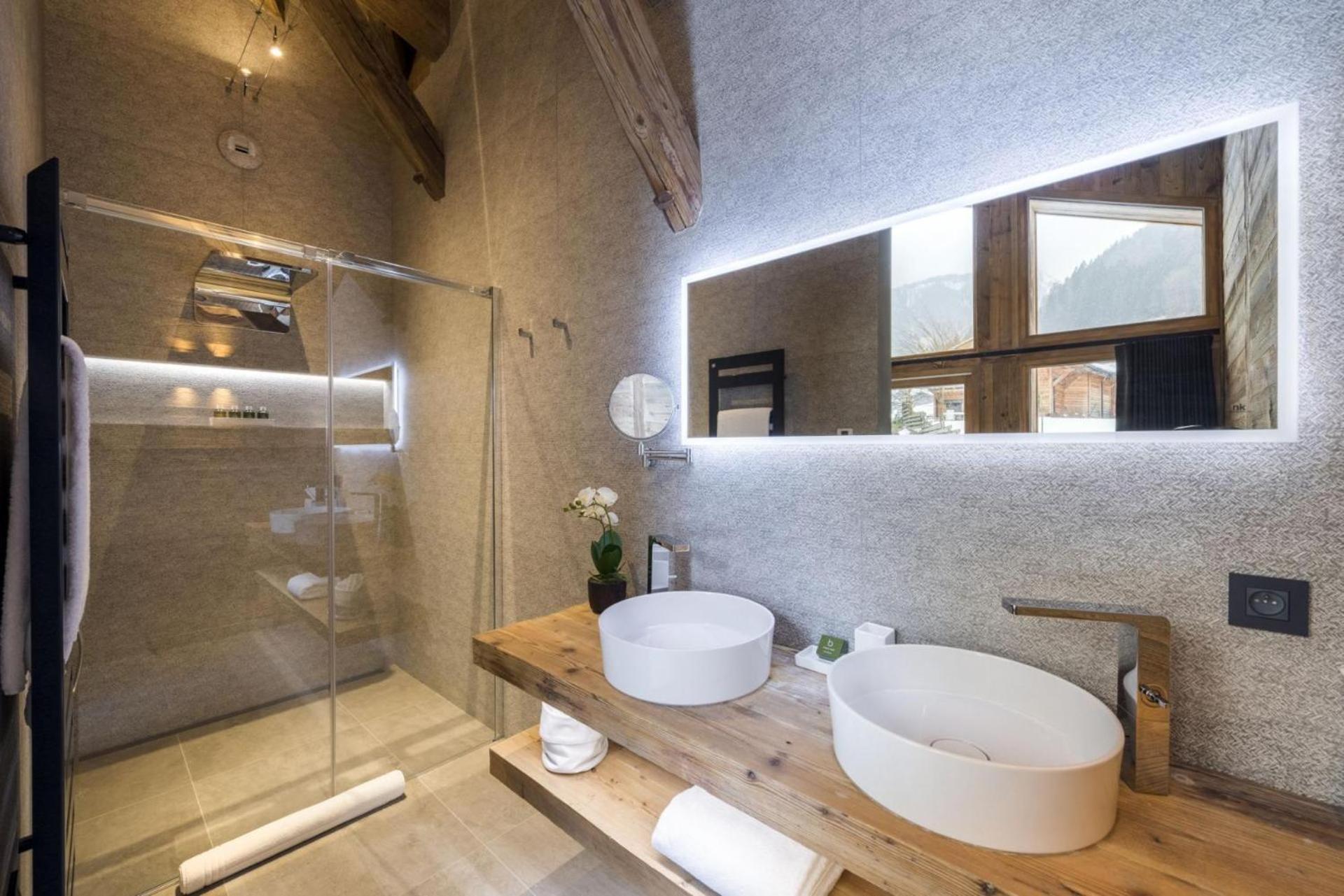Chalet Zell: An Exquisite Base For Alpine Apartment *